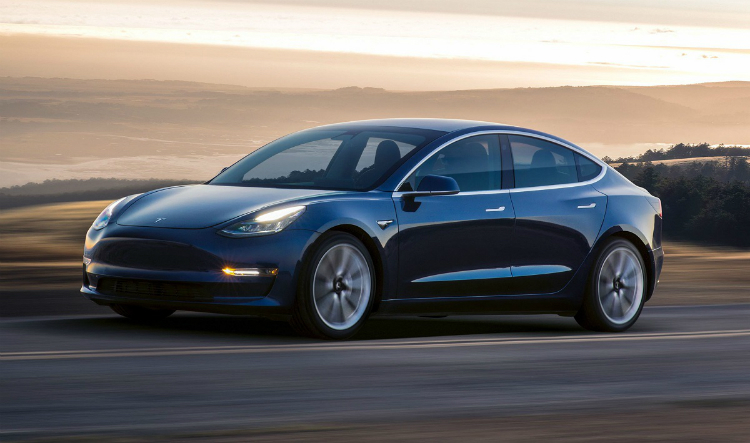 Tesla revela preços e versões do Model 3 para Portugal